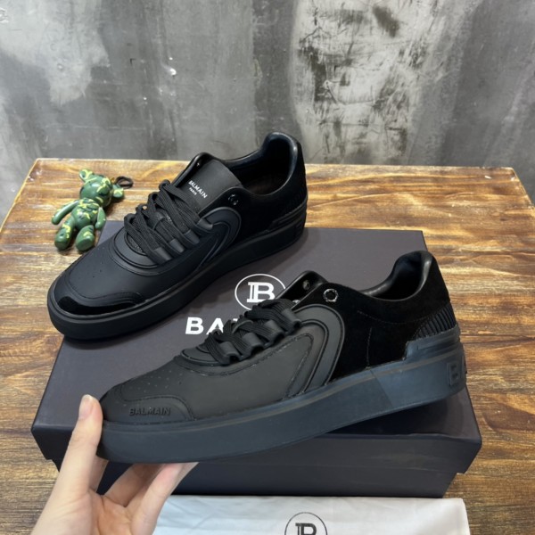 BALMAIN Stylish Skateboarding Shoes Men's Black