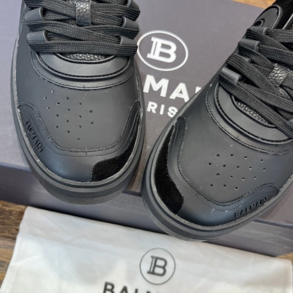 BALMAIN Stylish Skateboarding Shoes Men's Black