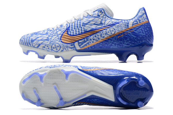 NK football shoes 2