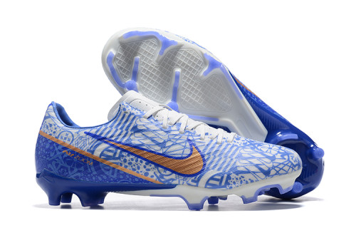 NK football shoes 2