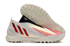 AD football shoes 4