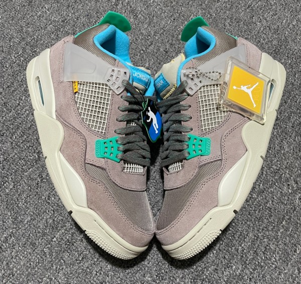 Jordan 4 Retro SP 30th Anniversary Union Taupe Haze
