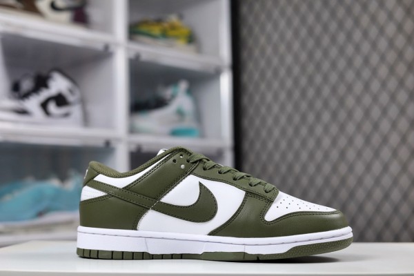 Nike Dunk Low Medium Olive
