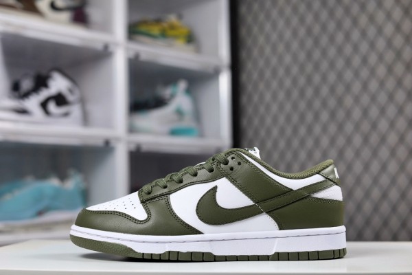 Nike Dunk Low Medium Olive