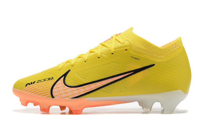 NK football shoes 36