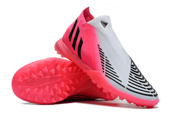 AD football shoes 25