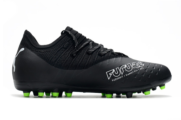 Puma football shoes 10