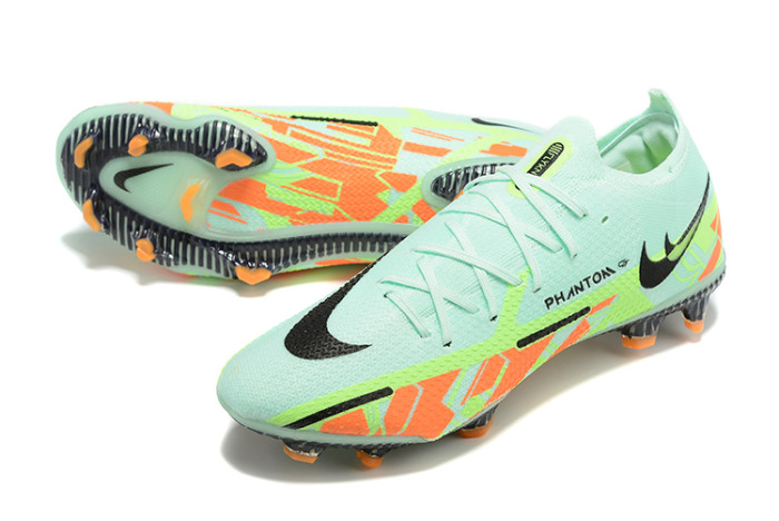 NK football shoes 40