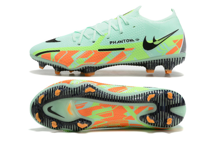 NK football shoes 40