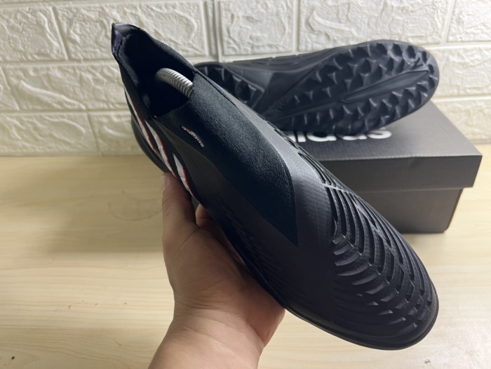 AD football shoes 21