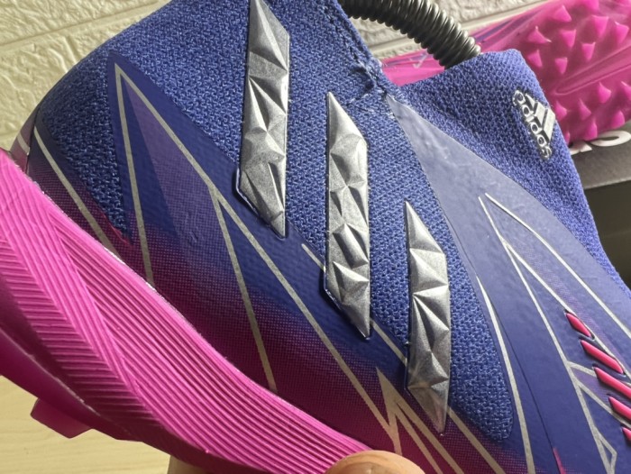 AD football shoes 32