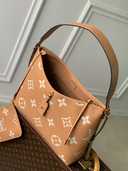 Handbag Louis Vuitton M46289 size 39x30x15cm