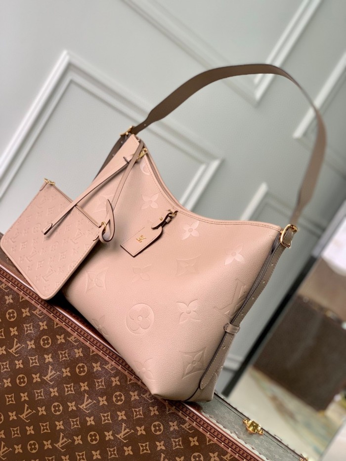 Handbag Louis Vuitton M46289 size 39x30x15cm