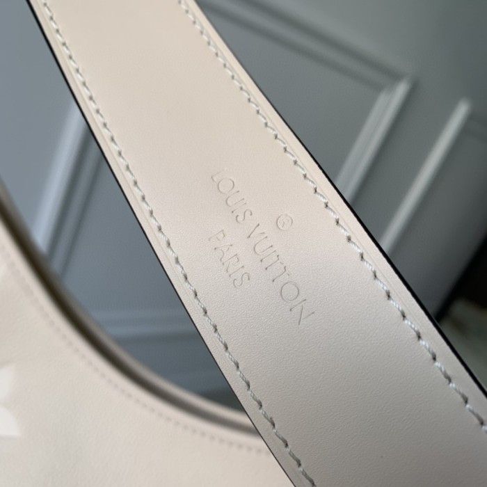 Handbag Louis Vuitton M46293 size 29cmx 24cmx 12cm