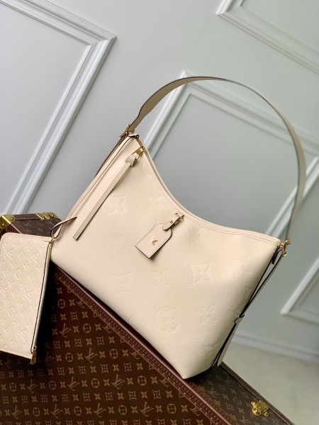 Handbag Louis Vuitton M46289 size 39x30x15cm