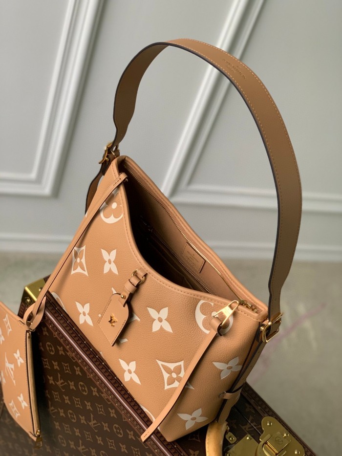 Handbag Louis Vuitton M46293 size 29cmx 24cmx 12cm