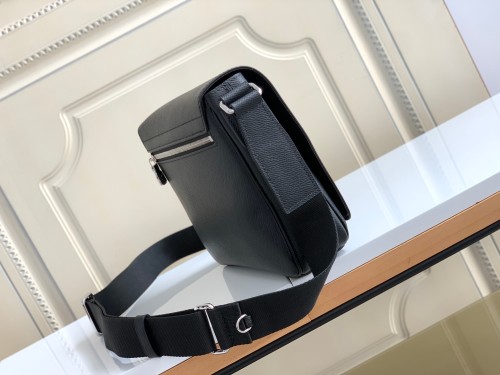 Handbag Louis Vuitton M30851 size 26 x 20 x 7cm