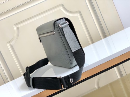 Handbag Louis Vuitton M30851 size 26 x 20 x 7cm