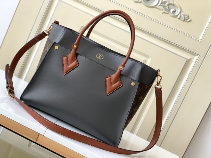 Handbag Louis Vuitton M53823 size 30.5x24.5x14cm