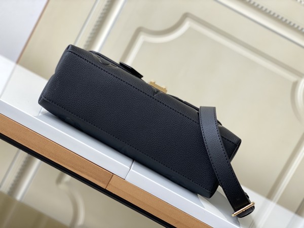 Handbag Louis Vuitton M45976 size 30.0 x 19.5 x 11.0cm