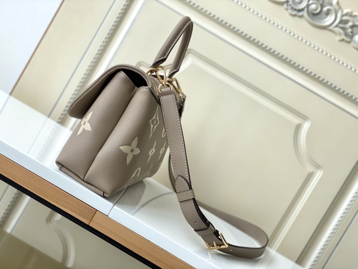 Handbag Louis Vuitton M46041 size 30.0 x 19.5 x 11.0cm