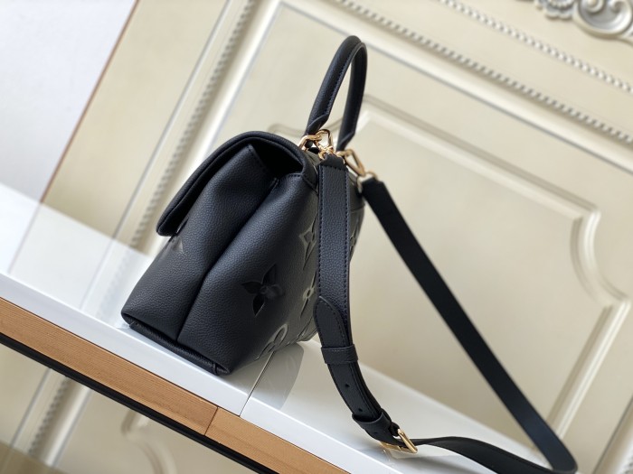 Handbag Louis Vuitton M45976 size 30.0 x 19.5 x 11.0cm