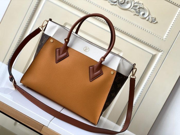 Handbag Louis Vuitton M53823 size 30.5x24.5x14cm