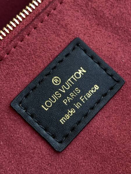 Handbag Louis Vuitton M53823 size 30.5x24.5x14cm