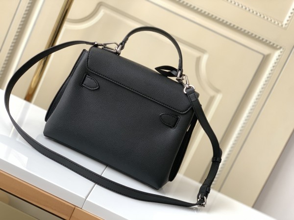 Handbag Louis Vuitton M53937 size 28×20×11.5cm