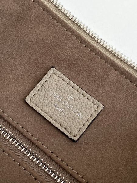 Handbag Louis Vuitton M56084 size 32x26x17cm 