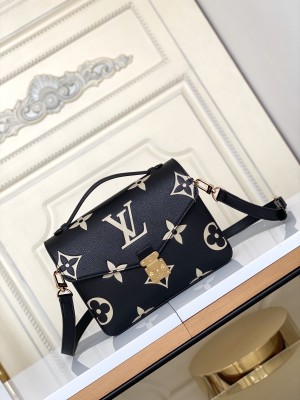 Handbag Louis Vuitton M45773 size 25 x 19 x 7 cm