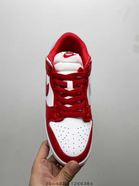 Nike Dunk Low University Red (2020)