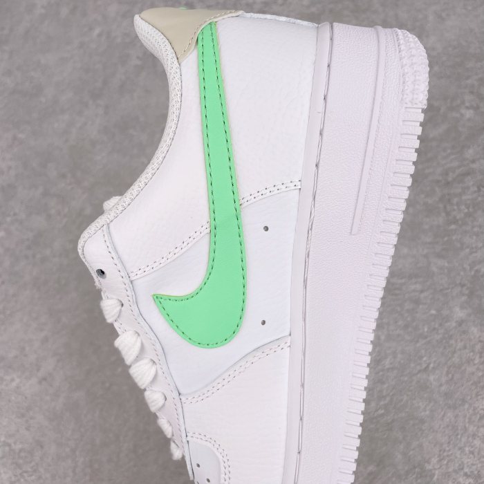 Nike Air Force 1 Low Green Glow (W)