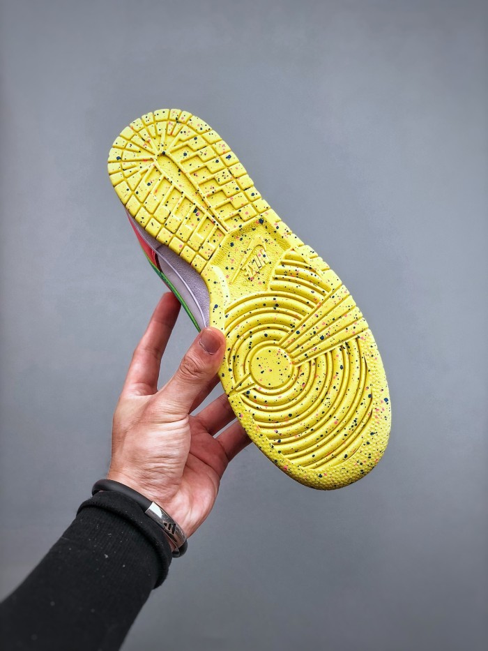 Nike Dunk Low SE Easter Candy (W)