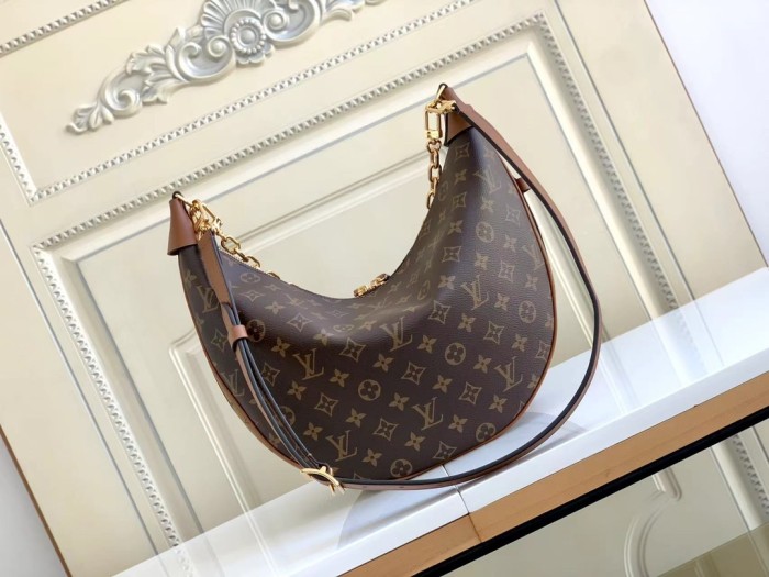 LOUIS VUITTON Loop Hobo Shoulder Bag M46311 size 38*10*30 cm