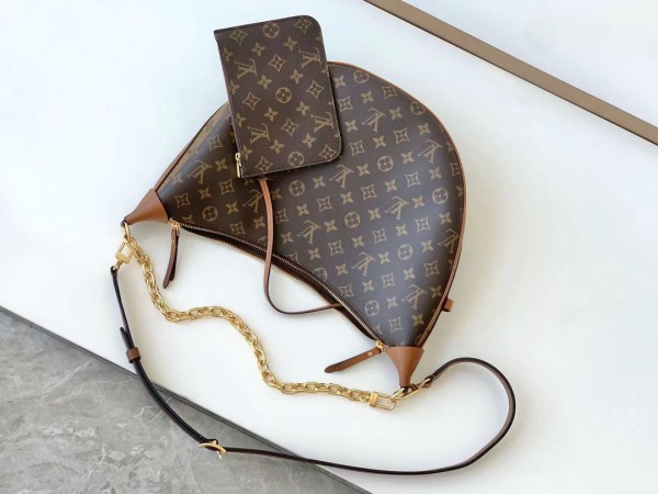 LOUIS VUITTON Loop Hobo Shoulder Bag M46311 size 38*10*30 cm