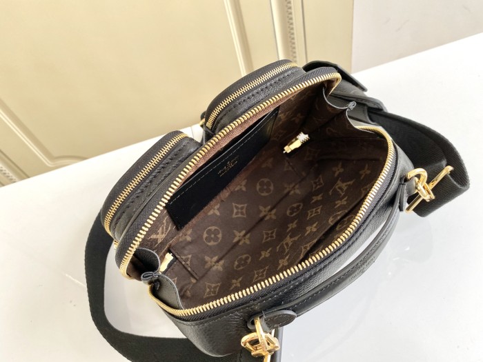 Handbag Louis Vuitton M80450 size 18.0 x11.0 x10.0 cm