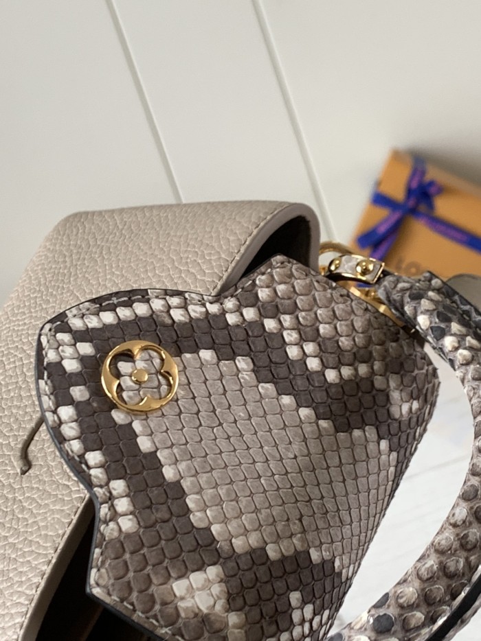 Handbag Louis Vuitton N80041 size 21 x 14 x 8