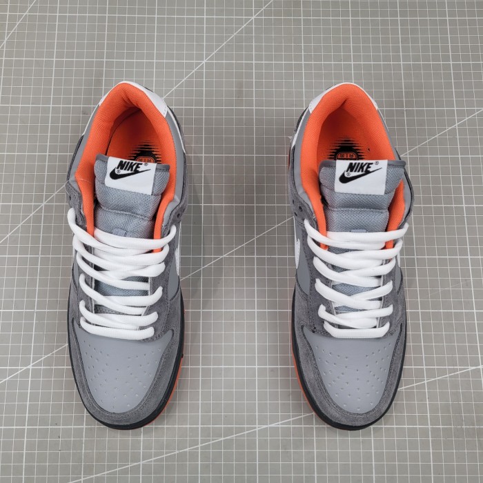 Nike SB Dunk Low Staple NYC Pigeon