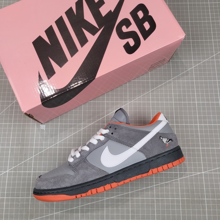 Nike SB Dunk Low Staple NYC Pigeon