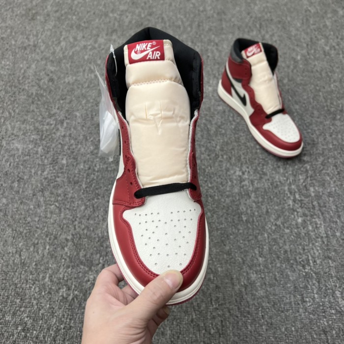 Jordan 1 Retro High OG Chicago Lost and Found (GS)