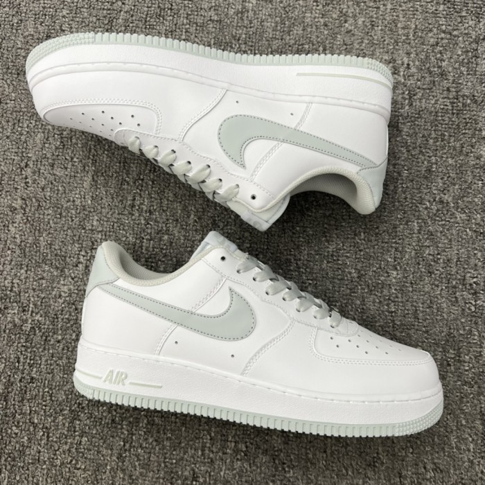 Nike Air Force 1 Low '07 Pure Platinum (2022)