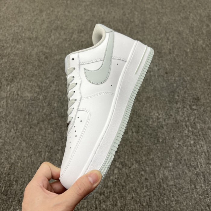 Nike Air Force 1 Low '07 Pure Platinum (2022)