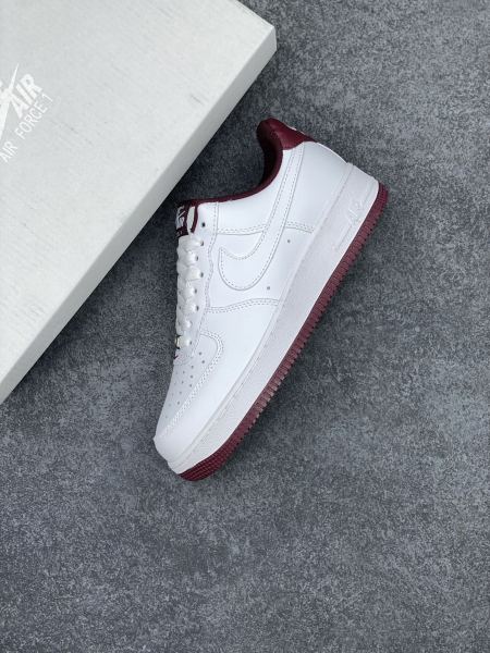 Nike Air Force 1 Low '07 White Dark Beetroot