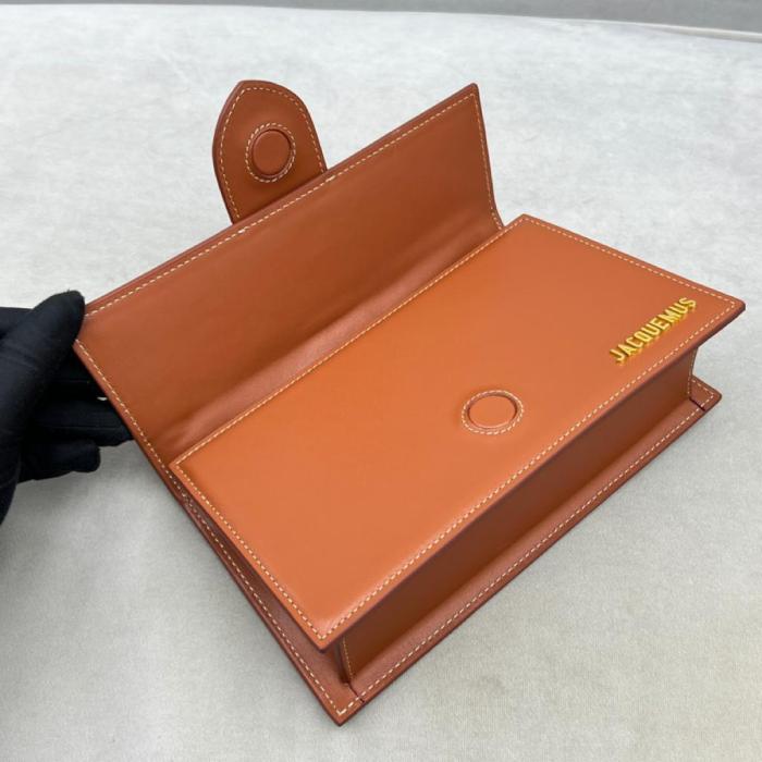 Jacquemus Le Grand Bambino Top Handle Bag 213BA0073072811 size Length: 23.5cm, Height: 13cm