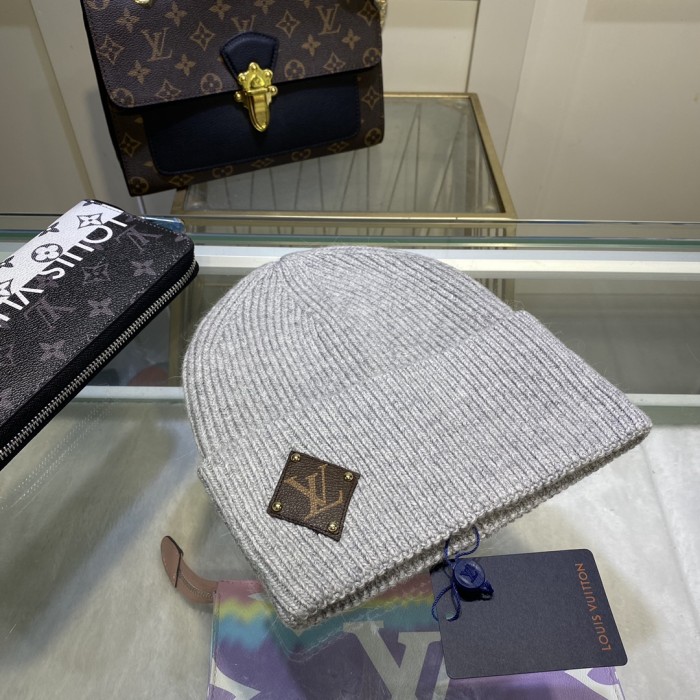 Hat & Scarf Louis Vuitton 3