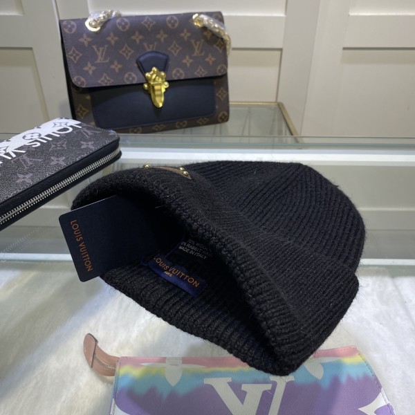 Hat & Scarf Louis Vuitton 3