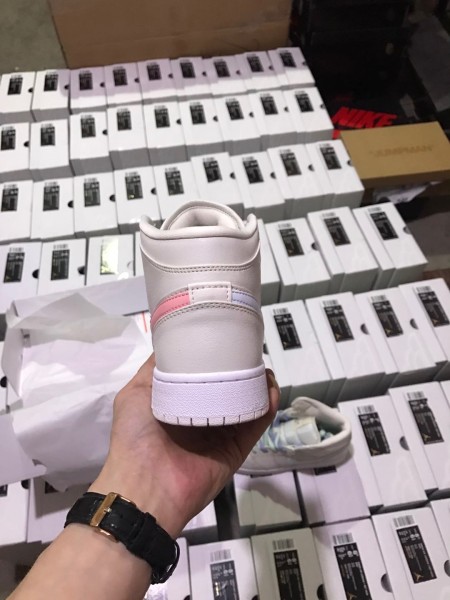 Jordan 1 Mid Multi-Color Swoosh Phantom (GS)