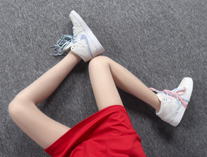 Jordan 1 Mid Multi-Color Swoosh Phantom (GS)