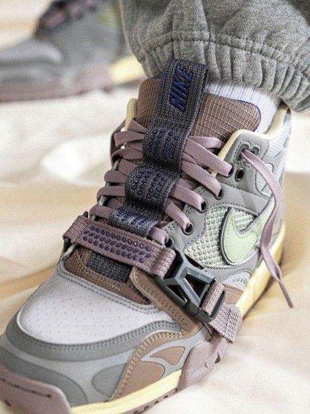 Nike Air Trainer 1 Utility SP Light Smoke Grey Honeydew Particle Grey